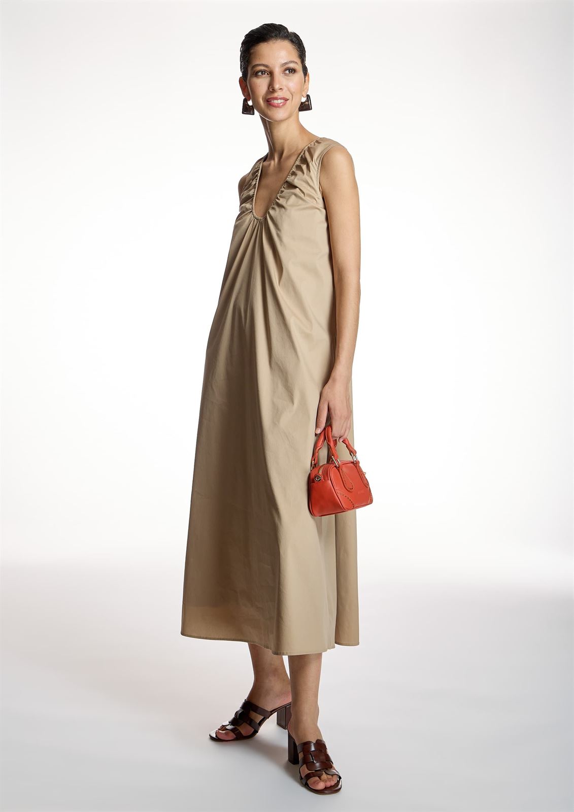 ALBA CONDE Vestido Midi Camel - Imagen 4