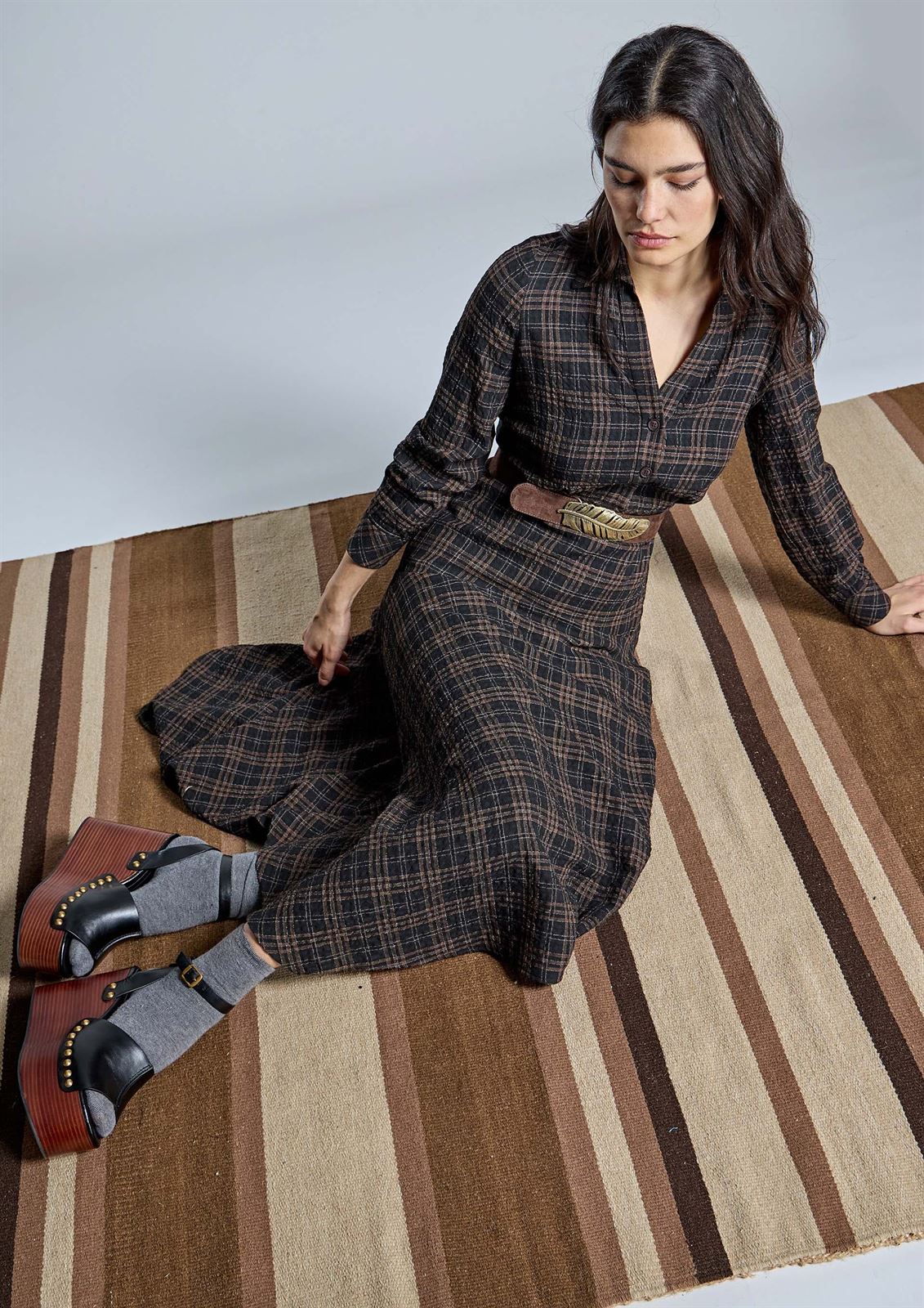 ALBA CONDE Vestido Midi de Cuadros - Imagen 5