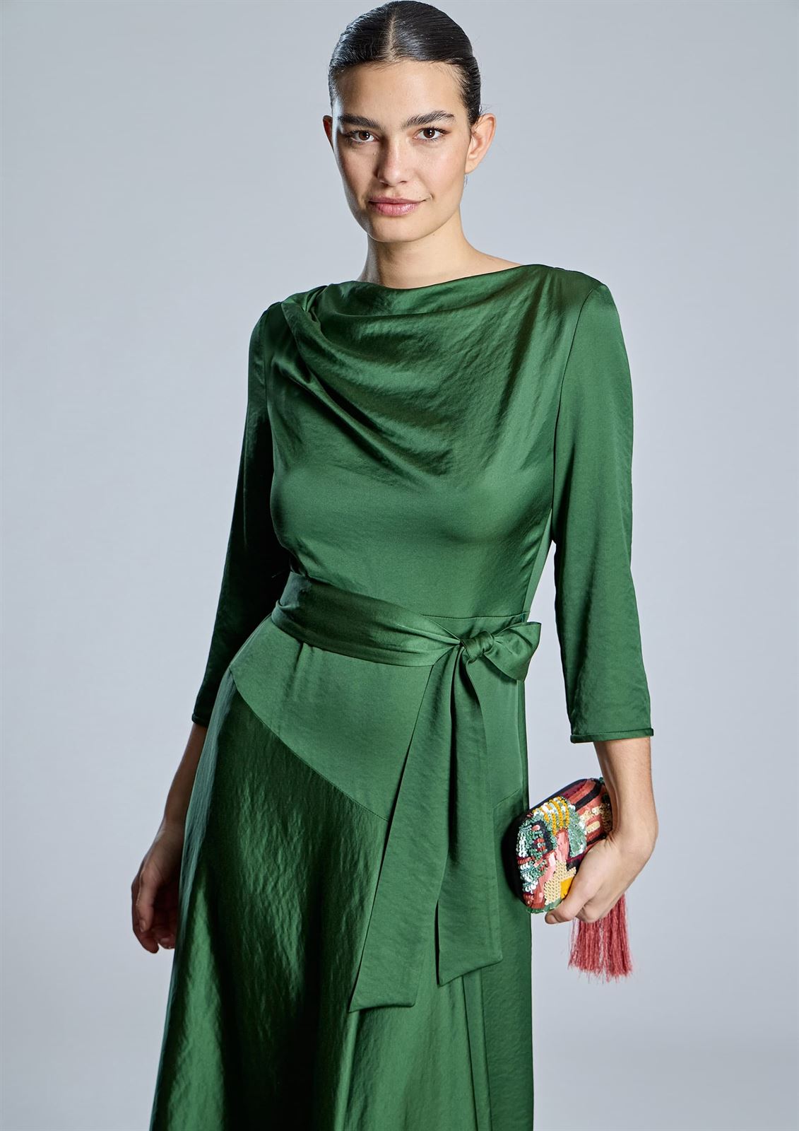 ALBA CONDE Vestido Verde Satinado - Imagen 1