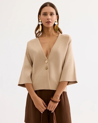 LEO & HUGO Top Escote V Beige - Imagen 2