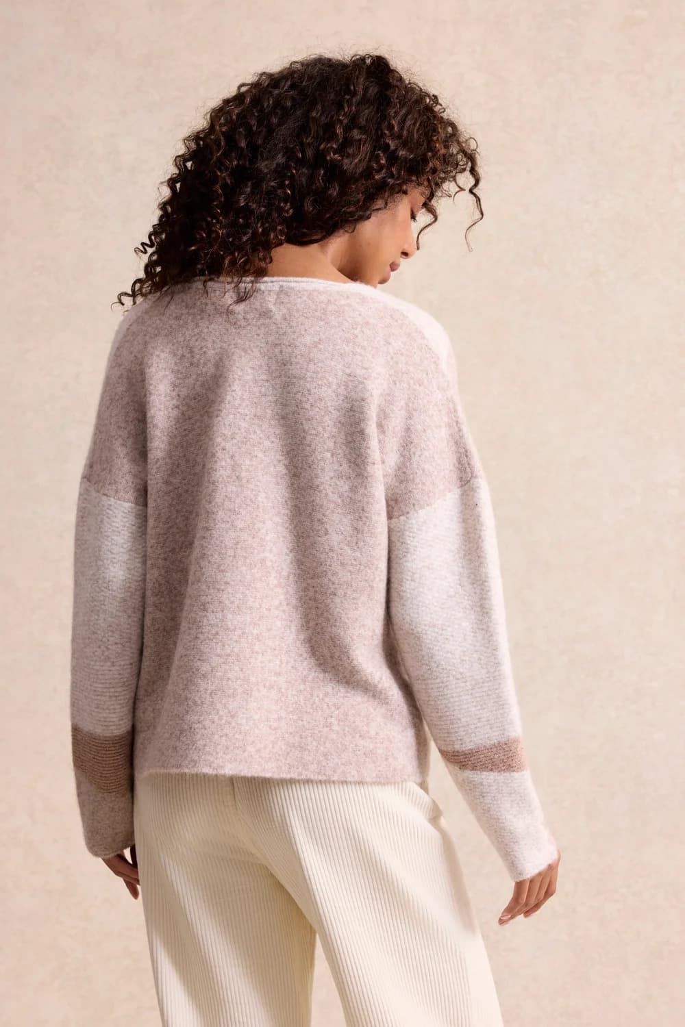 LEO & UGO Sweater Cuello Pico - Imagen 2